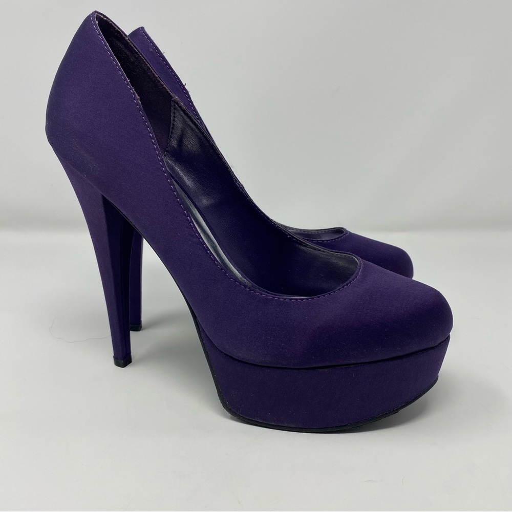 CeCe Purple Satin pumps platform heels